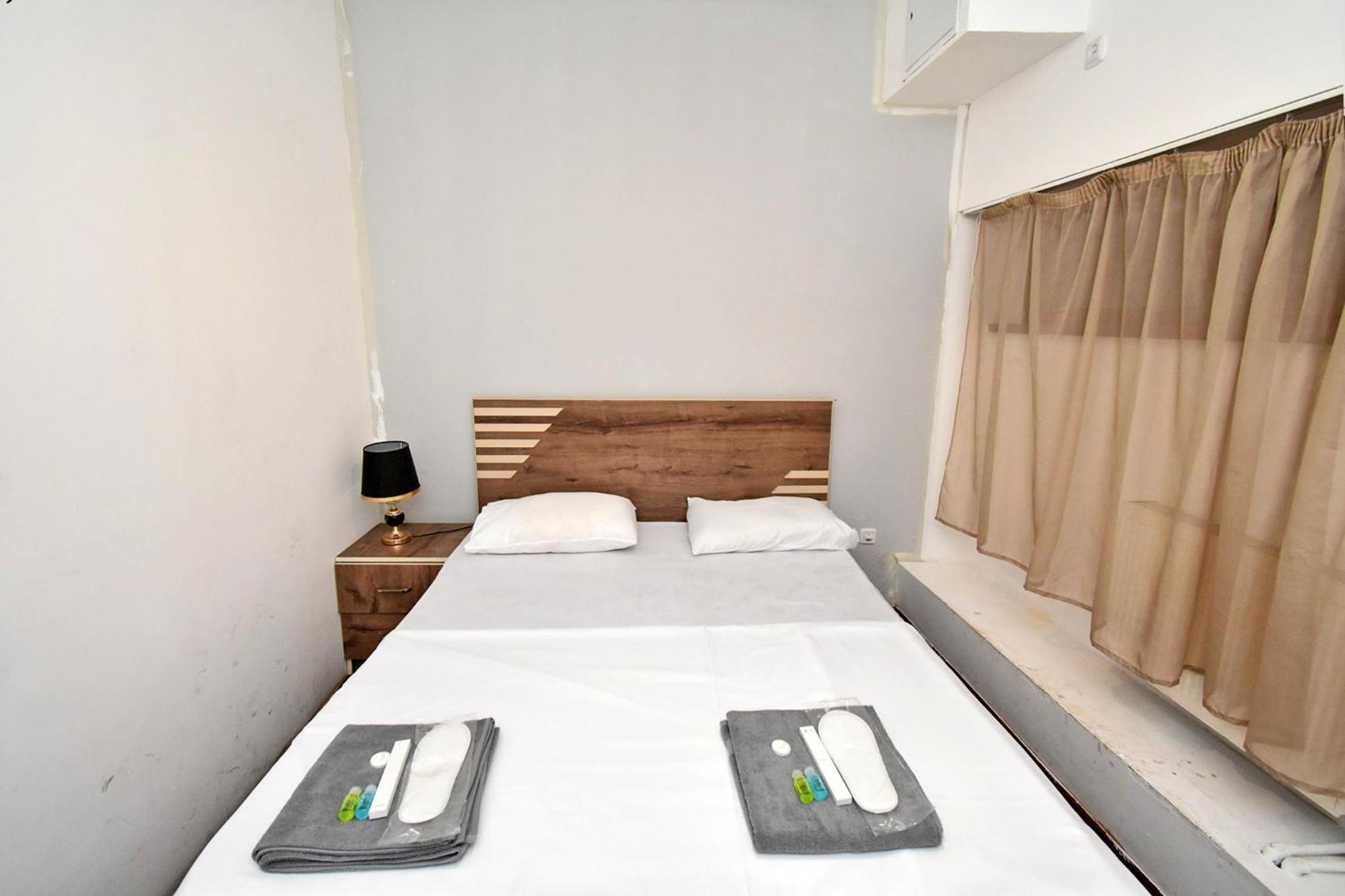 A&S Hotel Erévan Extérieur photo