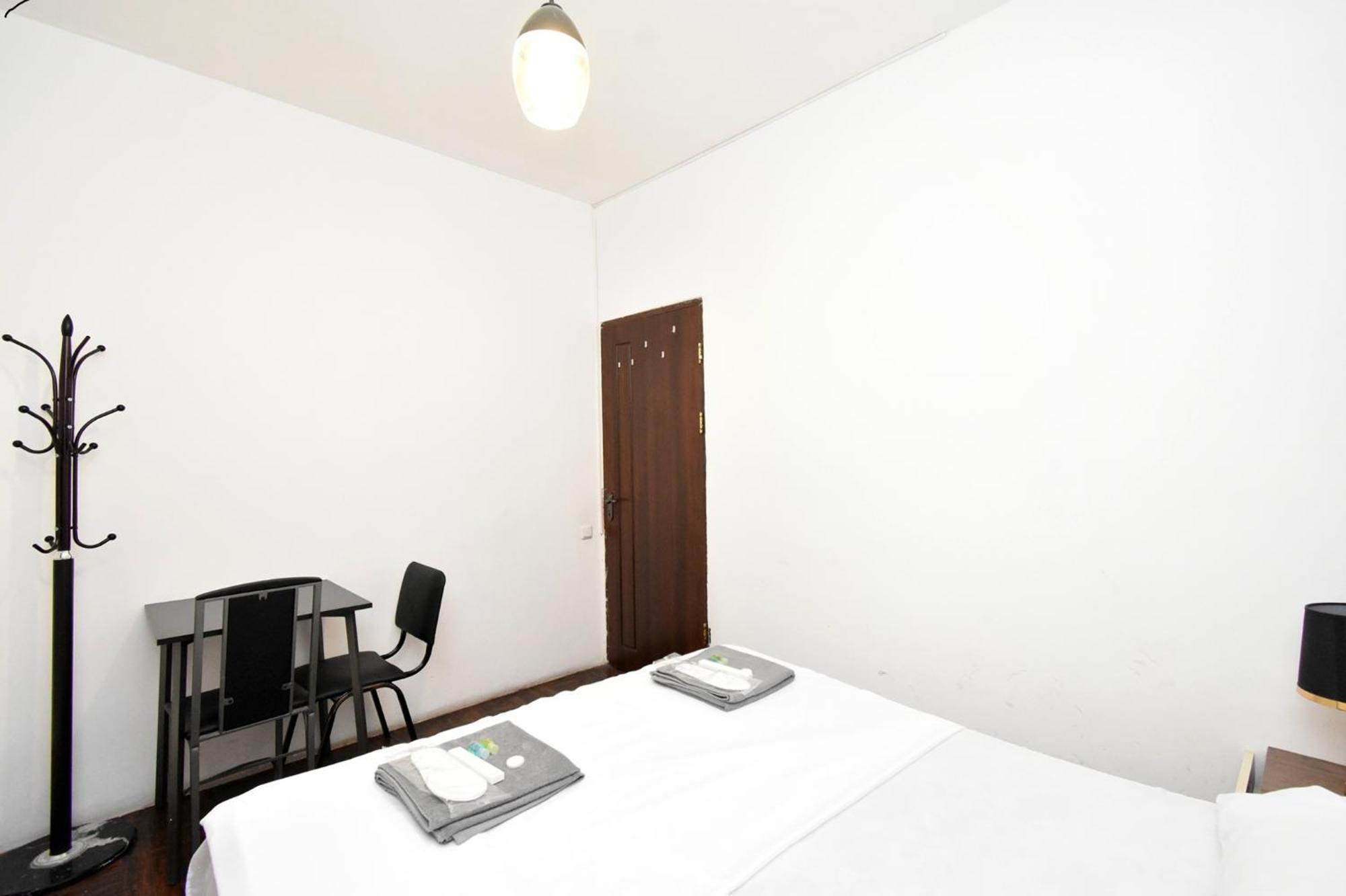 A&S Hotel Erévan Extérieur photo